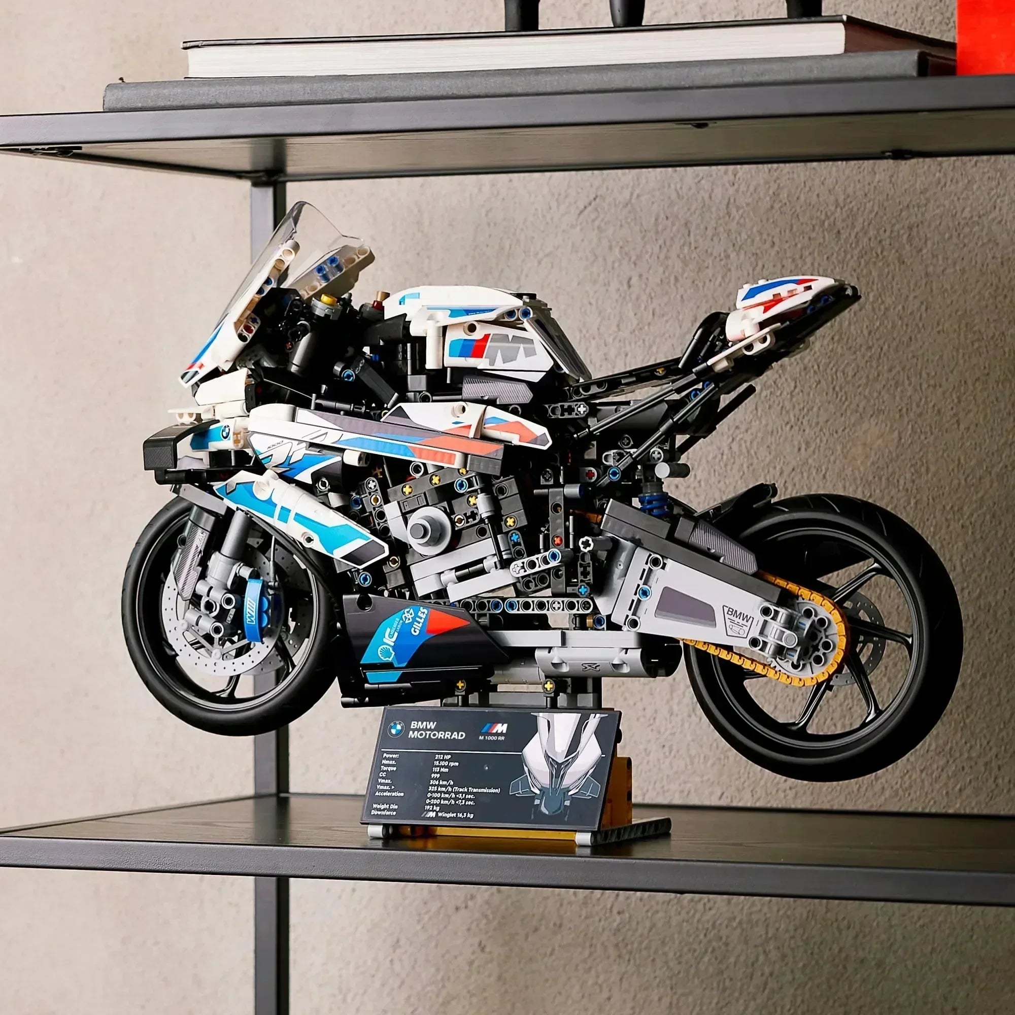 M 1000 RR (1920 PIECES)